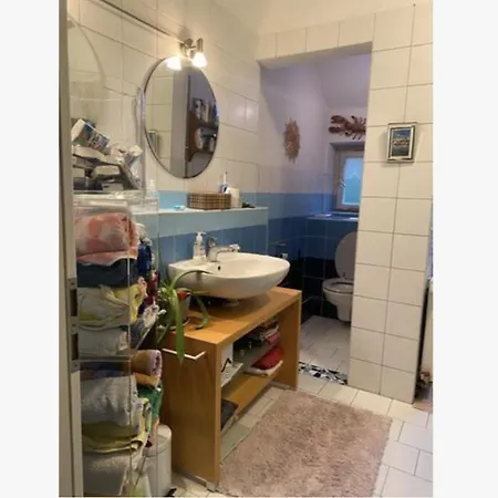 Accommodatie bij particulieren Altbauwohnung Ost *